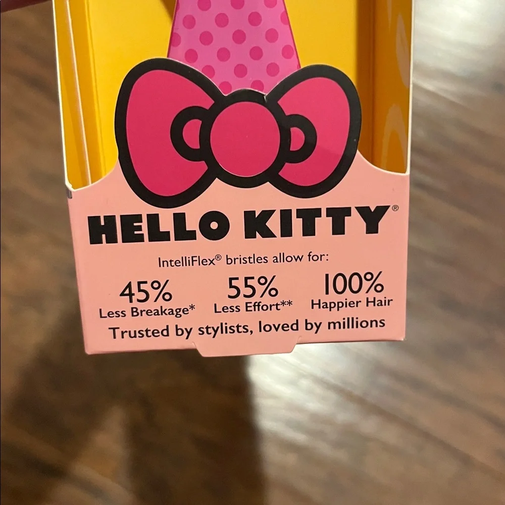 NEW Wet brush Hello Kitty Limited Edition